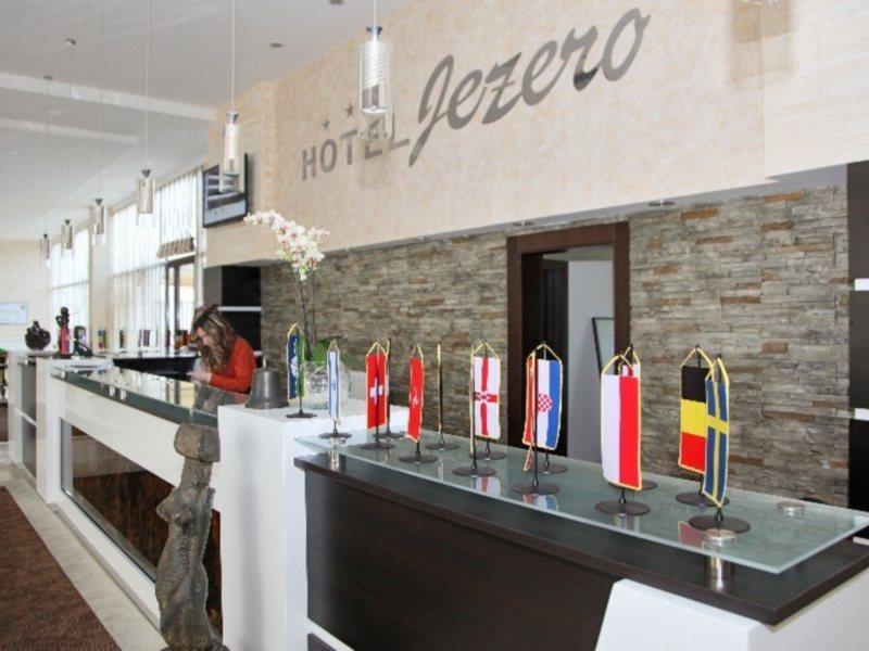 Hotel Jezero 보르 외부 사진