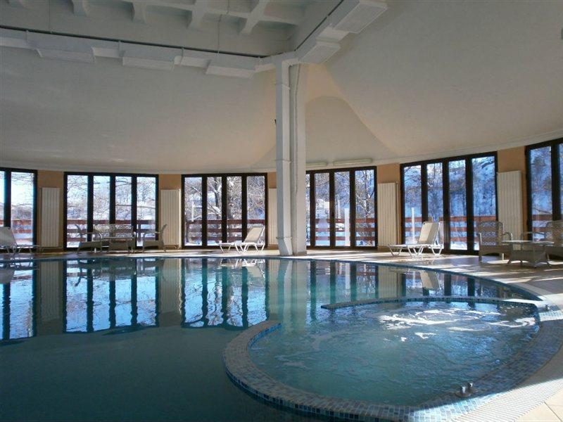 Hotel Jezero 보르 외부 사진