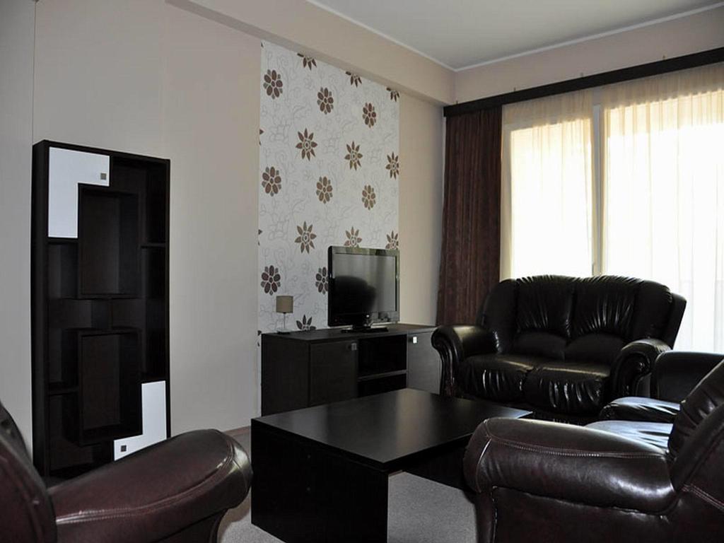 Hotel Jezero 보르 외부 사진